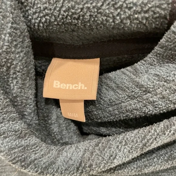 Bench Sweater - Picture 4 of 5